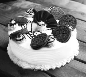 Supreme Oreo Cake