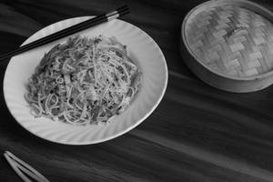 Asian Green Noodles (Veg)[Serves 1-2]