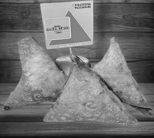 Tandoori Chicken Samosa