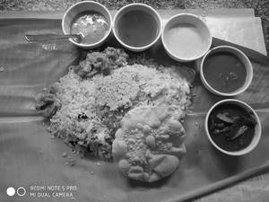 Poth Pothichoru Meals