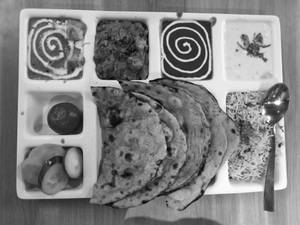 Thali Delux