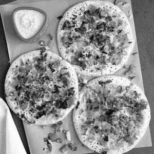 Tomato Onion Uttapa