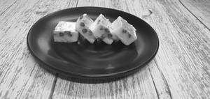 Pista Burfi