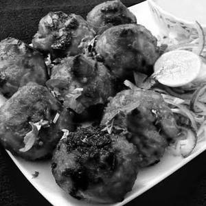 Classic Chicken Tandoori Momos [5 Pieces]