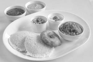 Idli (1 Pc)