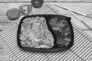 Chicken Hong Kong With Veg Hakka Noodles