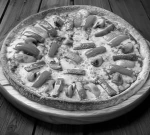 Spicy overload pizza
