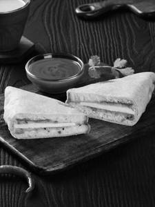Aloo Paneer Bread Pakoda
