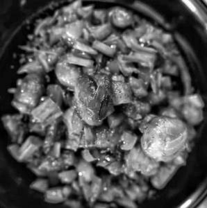 Lemon Burnt Garlic Mushroom