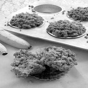 BANANA STREUSEL MUFFIN