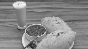 Chole Bhatura