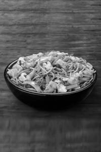 Chicken hakka noodles