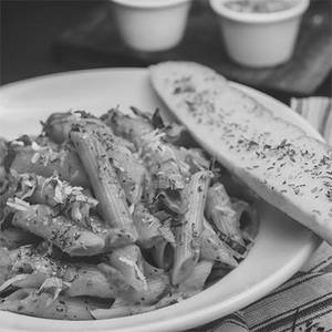 Mama Rossa Penne Pasta Veg