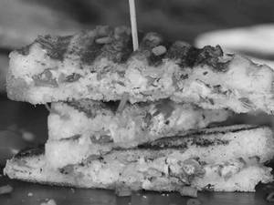 Spicy Garlic Paneer Sandwich