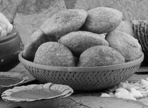 Khasta Kachori (5 Pieces) with Chole