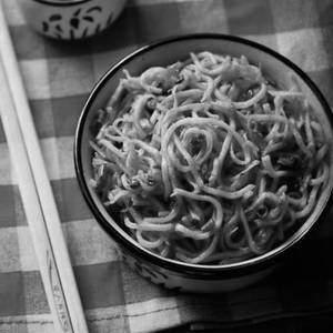 Veg Schezwan Noodles