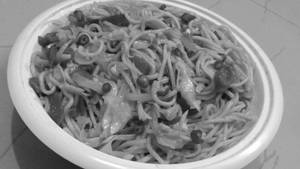 Veg With Paneer Hakka Noodles