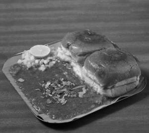 Pav Bhaji ( 2 Pav)