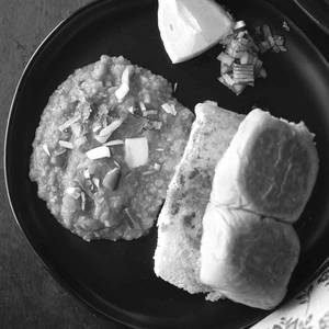 Paneer pav bhaji 