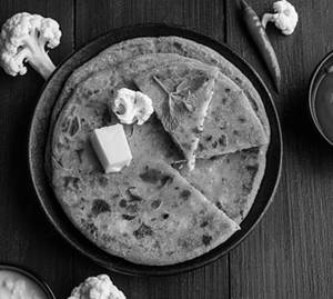 Cheese Paneer Pyaaz Paratha                     