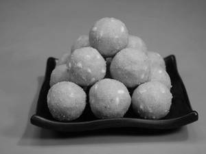Atta Laddu(250gram )