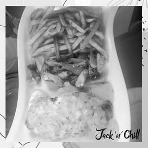 Grilled Chicken Breast In White Wine Sauce