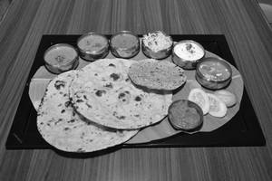 North Meals In Plate Container