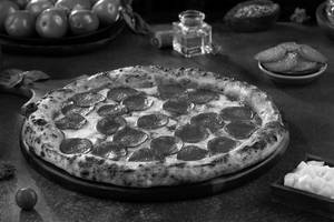 Naples - Pepperoni Pizza with Picante Sauce