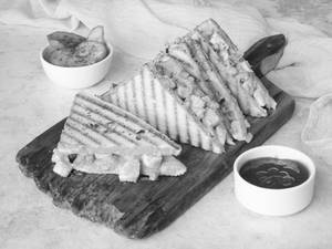 Mumbaiya Club Sandwich