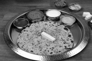Wheat Gobhi Garlic Kulcha