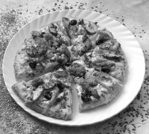 7' Regular Chicken Golden Delight Pizza
