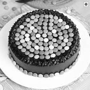 Eggless Chocolate Gems Cake [700 Grams]