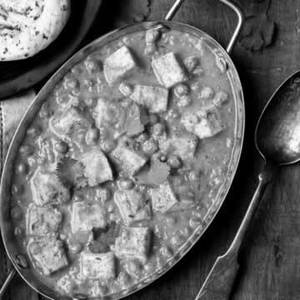 Matar paneer