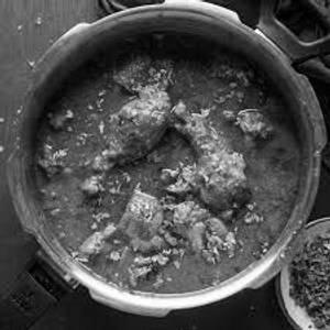 Chicken Curry With Handi 