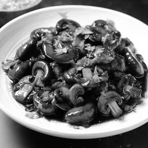 Crispy Mushroom In Hot Garlic Sauce