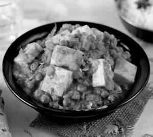 Matar Paneer