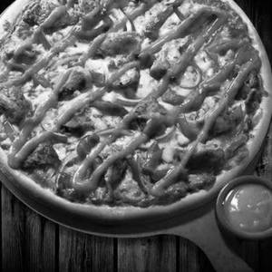 Peri peri paneer pizza