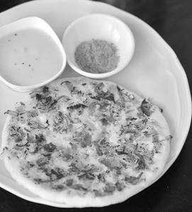 Onion Uttapam