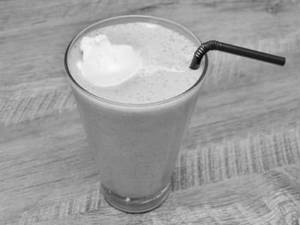 Strawberry Shake with Ice cream