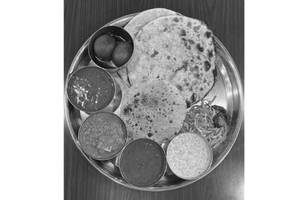 Aloo Paneer Naan Thali