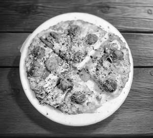 Veg Tandoori Soya Pizza (8 inches)