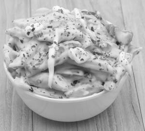 White sauce pasta
