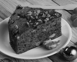 Banana Walnut Dry Cake