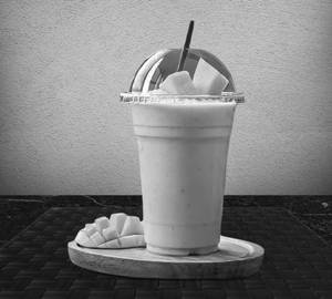Mad mango shake