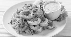 Crisp fried squid rings