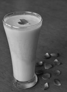 Rose Lassi 250ml