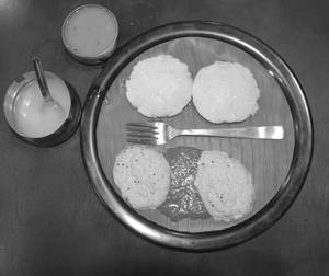 Ghee Idly (2 Pcs)