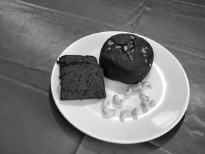 Plum Cake (250 gms)