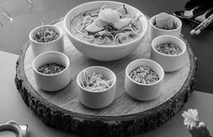 Veg Khow Suey