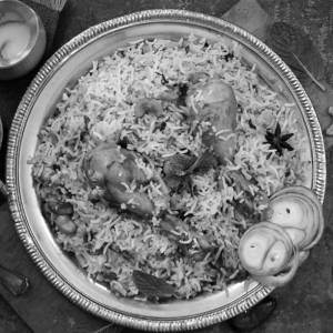 Chicken Dum Biryani with Chicken Kanti (10 pcs boneless) with 2 laccha parathas & "Ice Cream Bowls"""